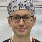 стоматолог-терапевт говорит о стоимости лечения кариеса под ключ
